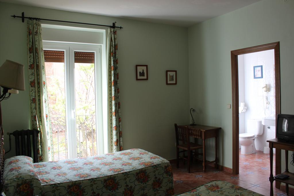 Hotel Rey Nino Авіла Екстер'єр фото